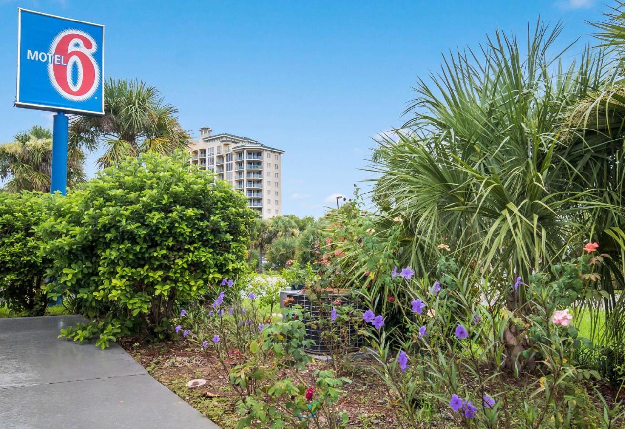 Motel 6-Fort Myers, Fl นอร์ทฟอร์ทไมเออร์ส ภายนอก รูปภาพ