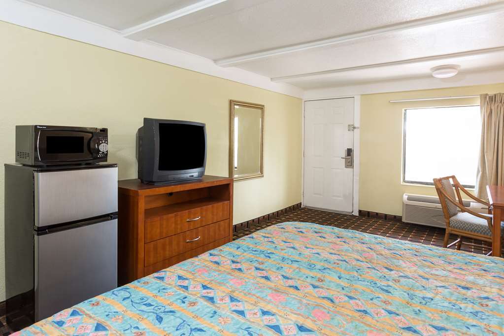 Motel 6-Fort Myers, Fl นอร์ทฟอร์ทไมเออร์ส ห้อง รูปภาพ