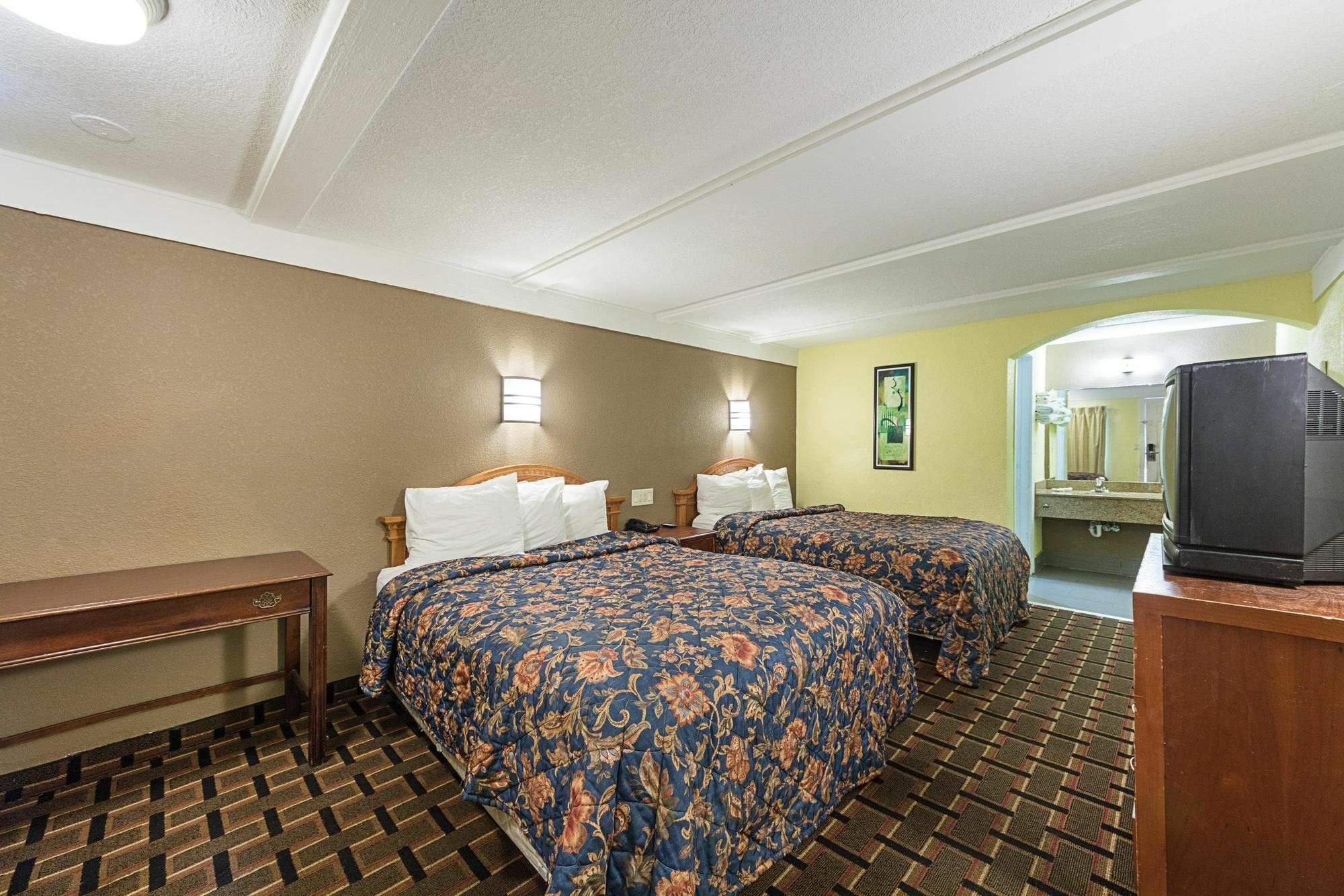 Motel 6-Fort Myers, Fl นอร์ทฟอร์ทไมเออร์ส ภายนอก รูปภาพ
